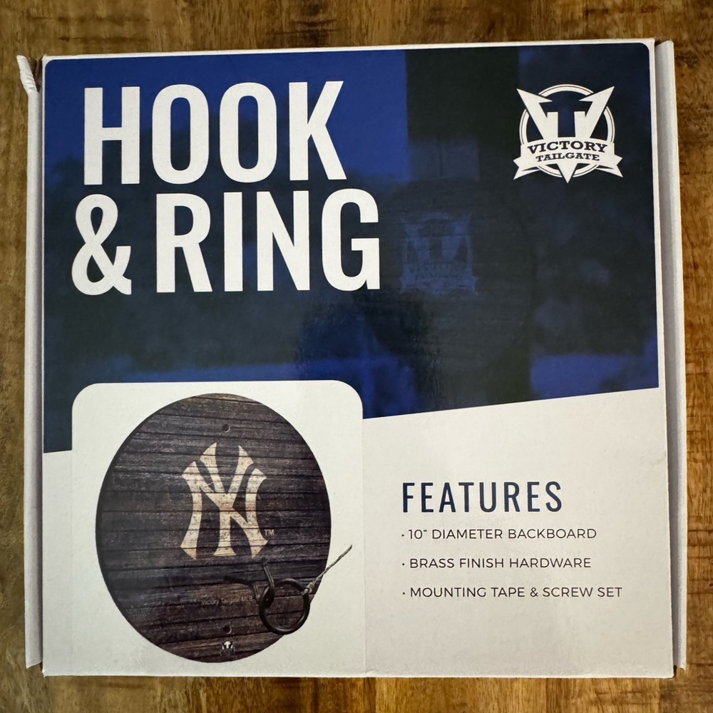 Victory Tailgate Hook & Ring NY Yankees home house wall decor